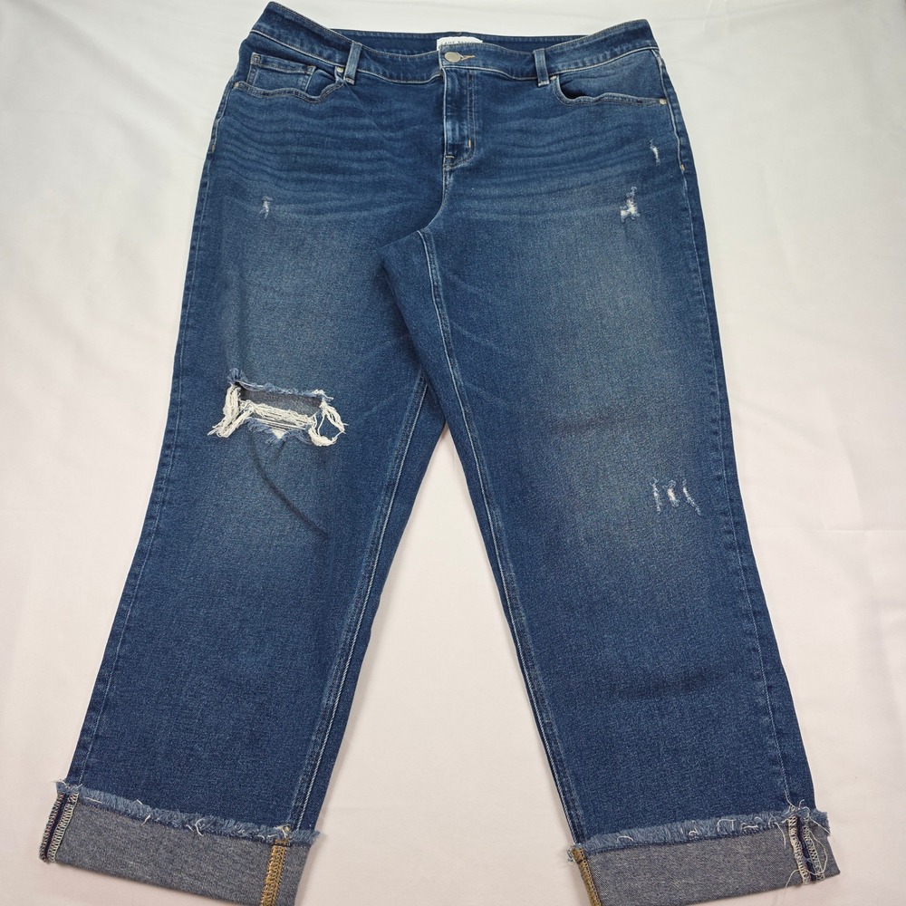 Lane Bryant Distressed Boyfriend Jeans Medium‎ Wash Frayed Cuff Size 18 croped